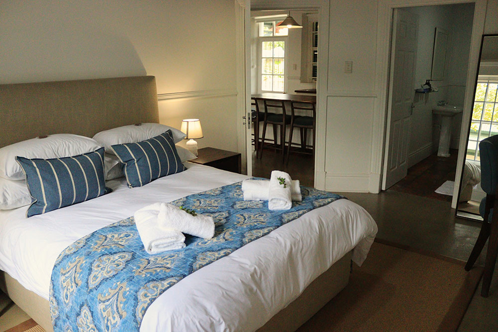 Langenhoven Country House Apartment F in Riversdale